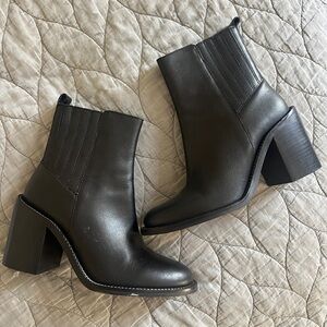 Topshop MAX Chain Sole Heeled Boots